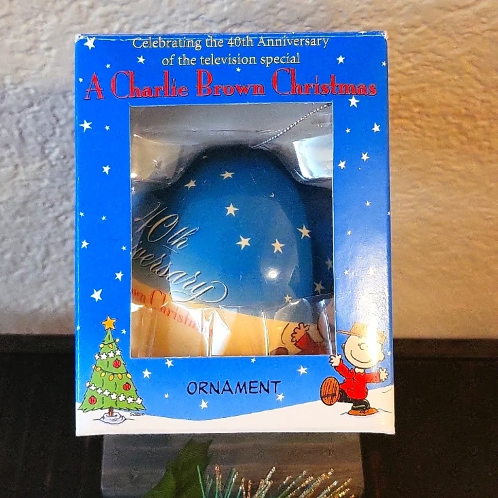 🌲 HALLMARK🌲 A Charlie Brown Christmas Ornament - Picture 6 of 7